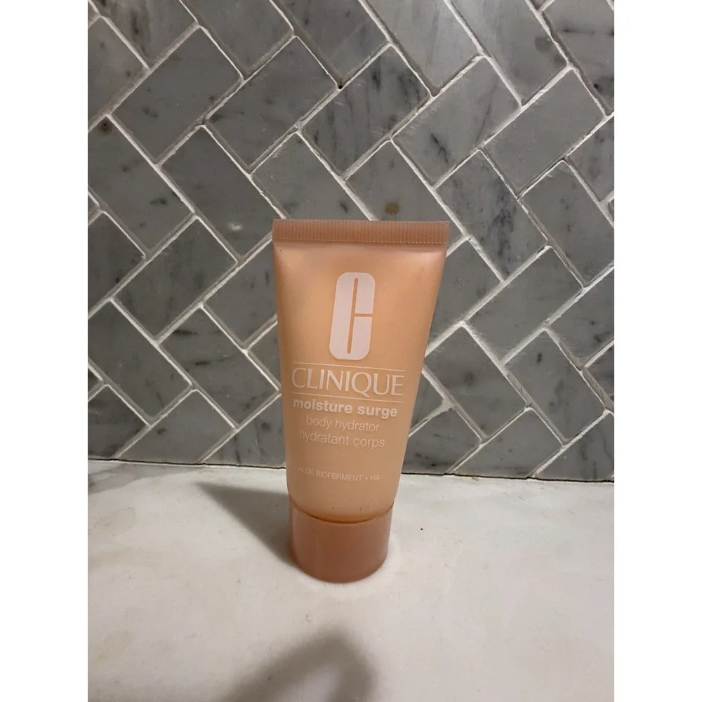 Clinique Moisture Surge Body Hydrator Aloe Bioferment HA 1 Oz Travel Sample Size